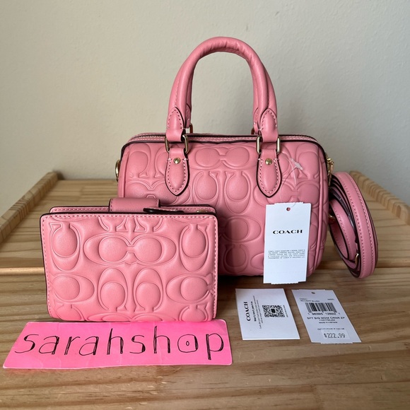 ✅Coach Set - Picture 2 of 16